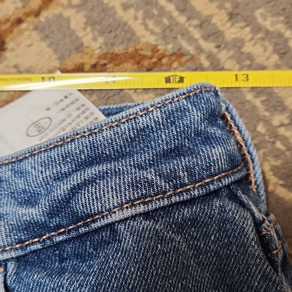 Hollister Two-Tone Blue Cropped Jeans - Picture 10 of 10
